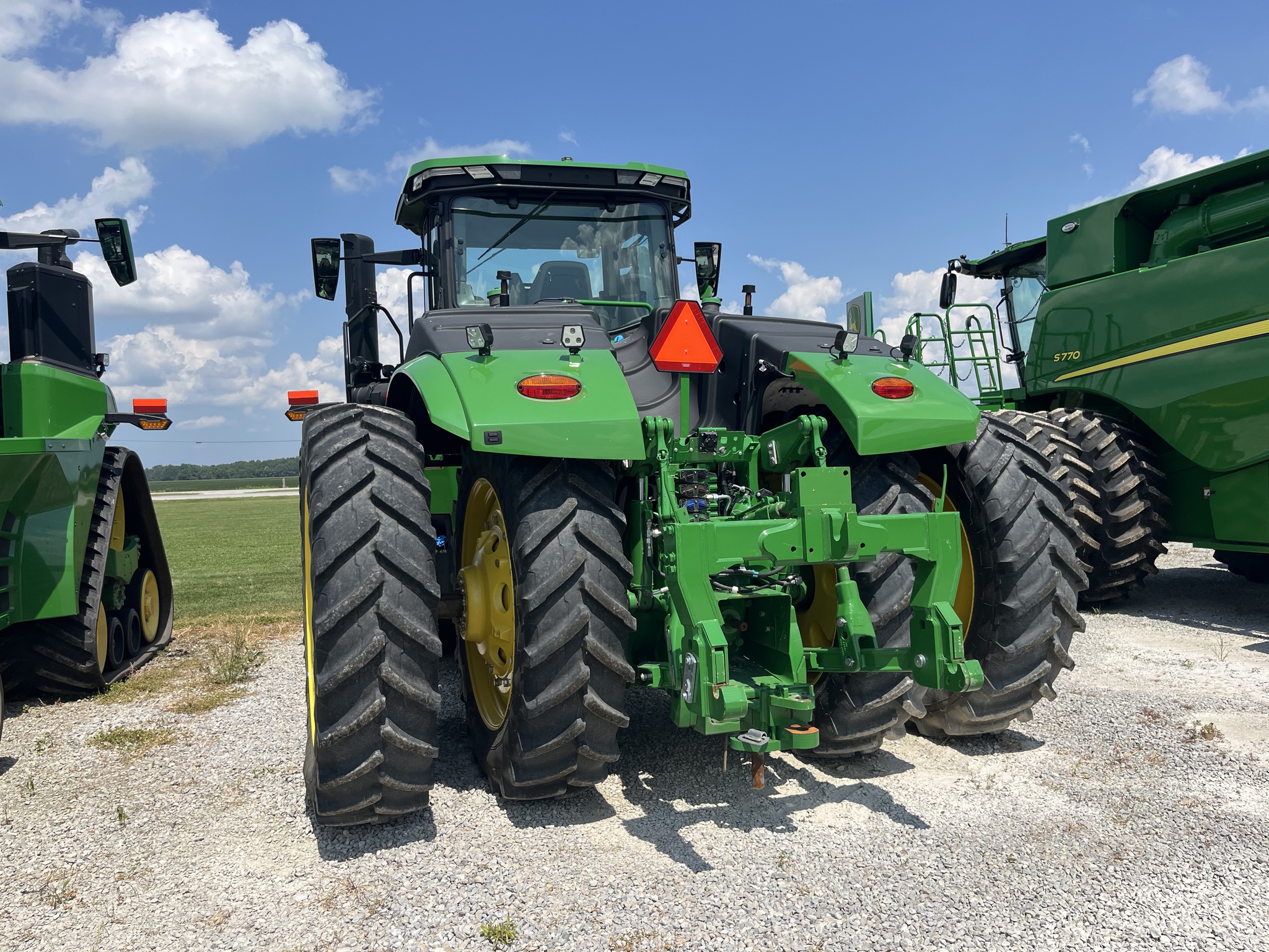 2023 John Deere 9R 390 Image 4