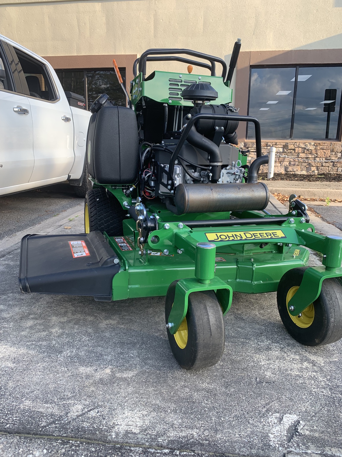 2023 John Deere 636M Image 7