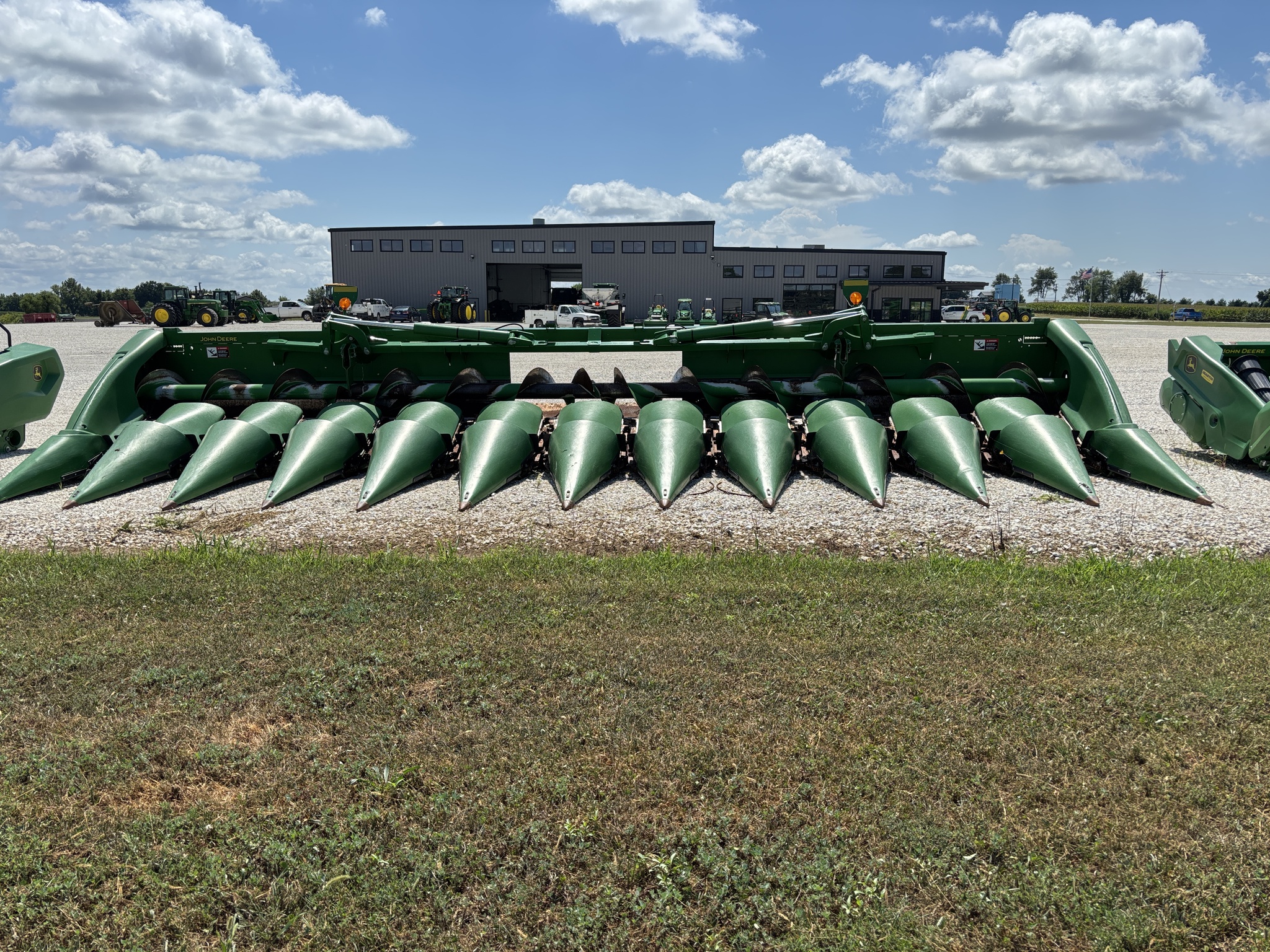  2020 John Deere 712FC at Heritage Tractor in Rockport, IL