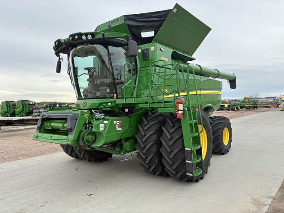 2024 John Deere S780 Used Equipment