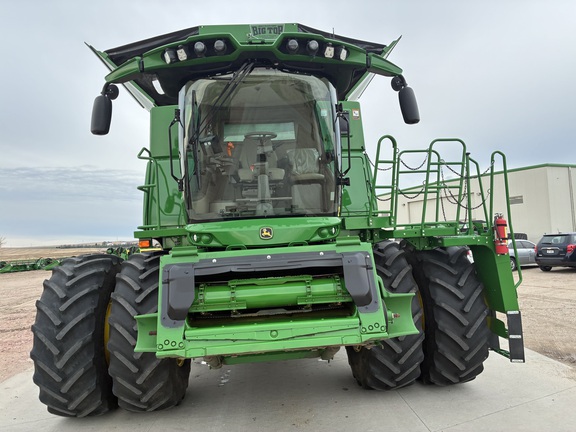 2024 John Deere S780 (2nd thumbnail)