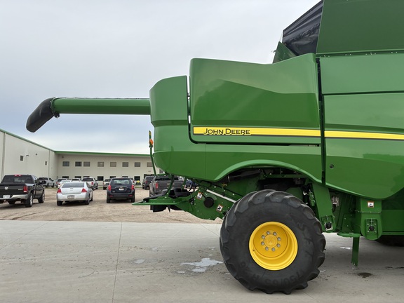 2024 John Deere S780 (5th thumbnail)
