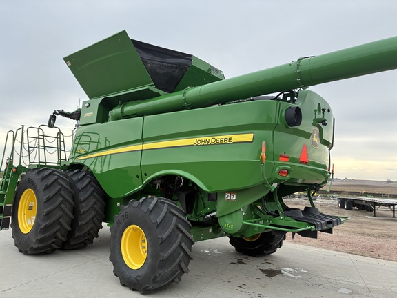 2024 John Deere S780 (9th thumbnail)