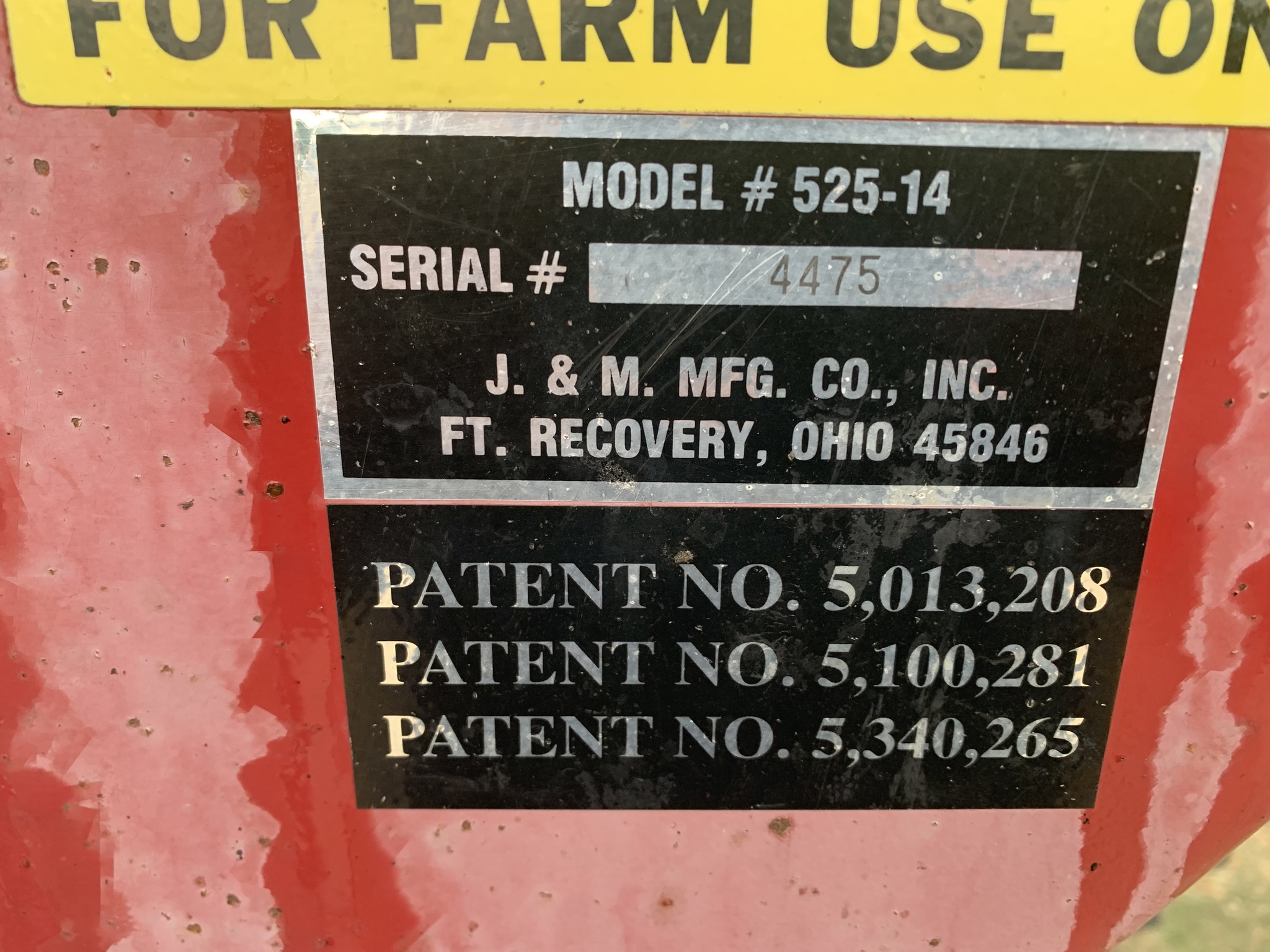  2004 J&M 525-14 at Heritage Tractor in Mendota, IL