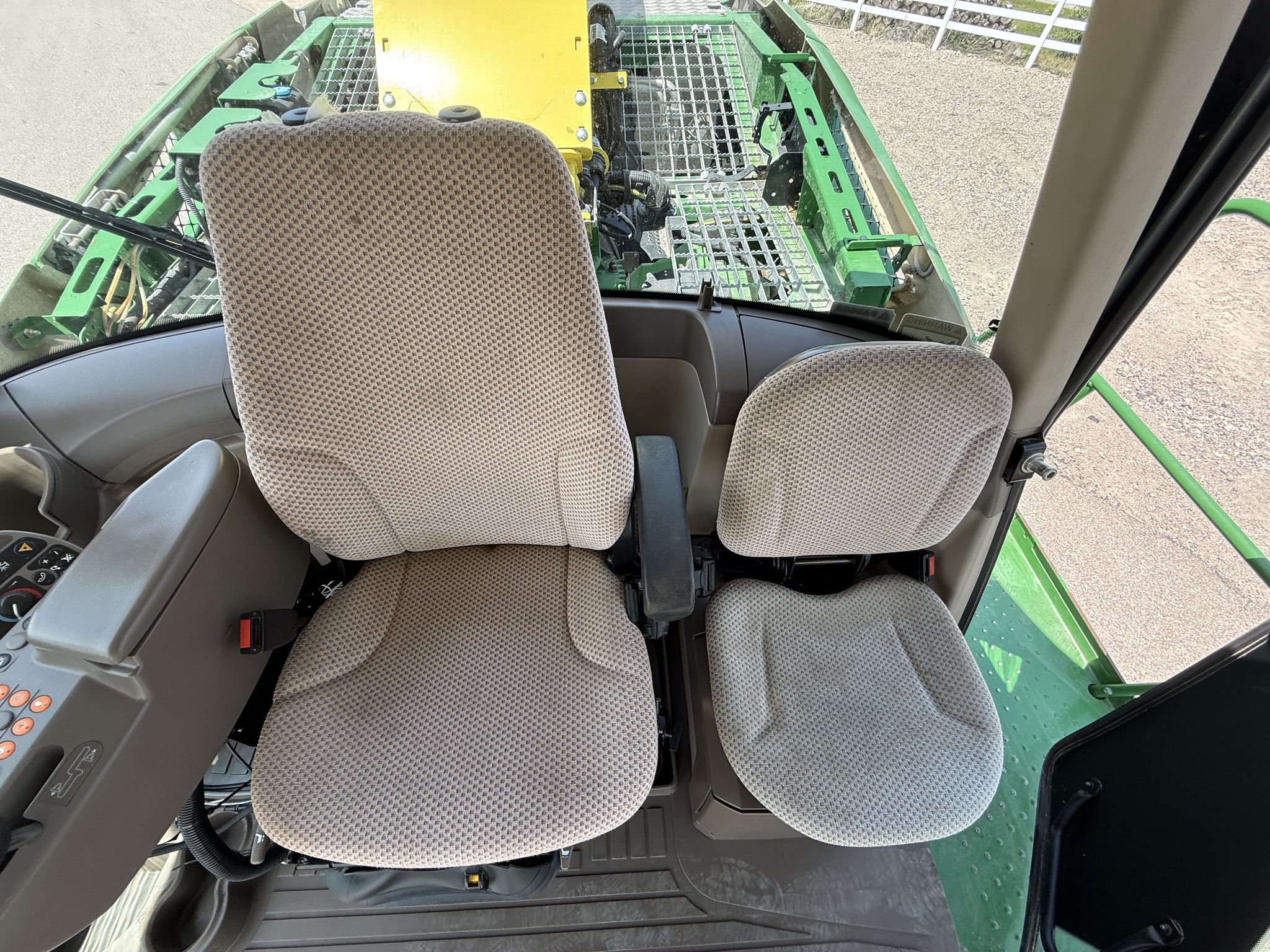 2015 John Deere 8600 Image 13