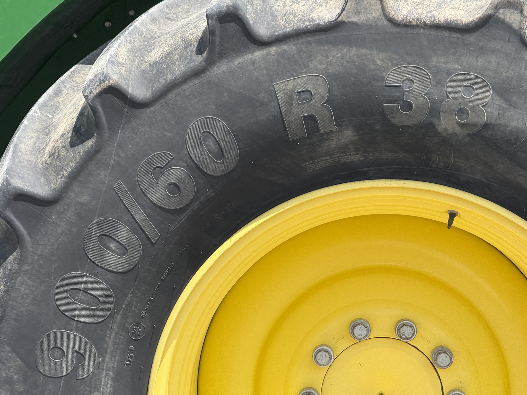 2015 John Deere 8600 Image 24