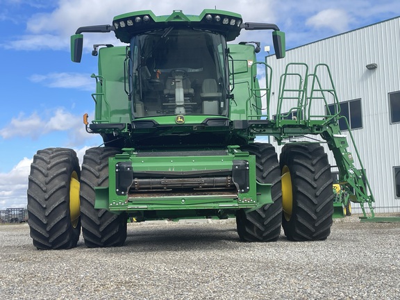 2022 John Deere X9 1000