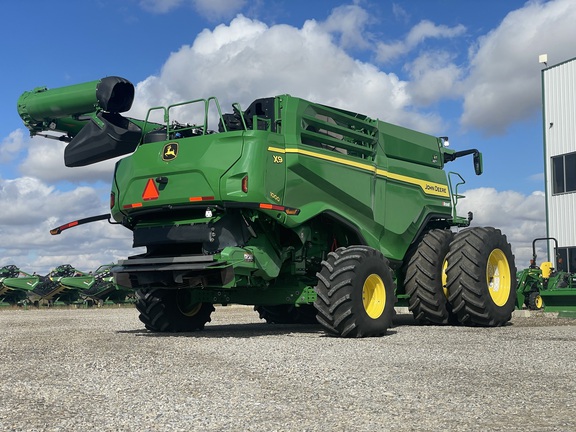 2022 John Deere X9 1000
