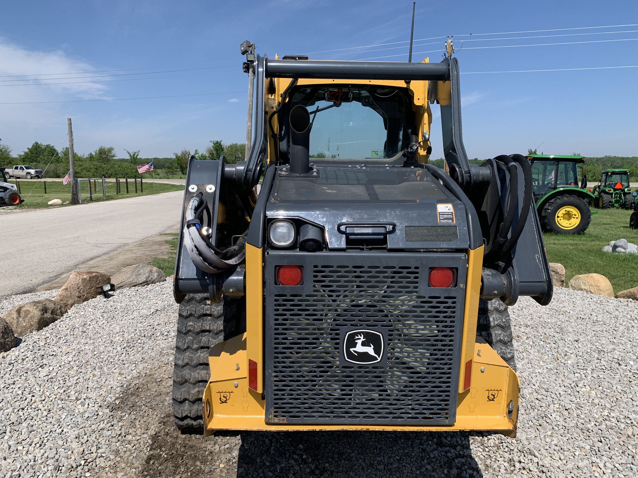 2020 John Deere 325G Image 6