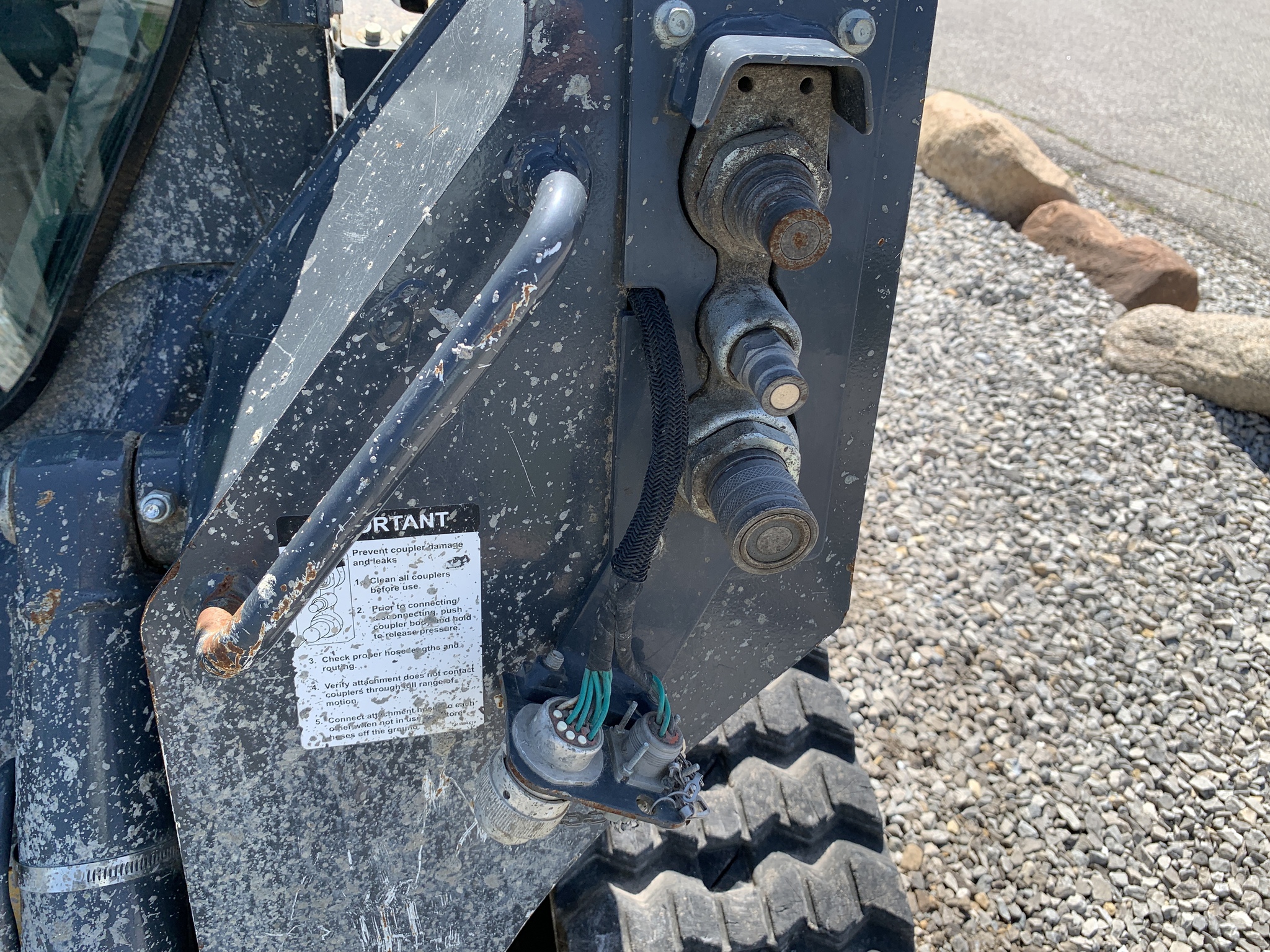 2020 John Deere 325G Image 29