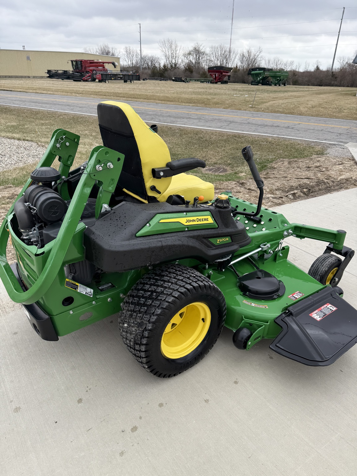2023 John Deere Z970R Image 5