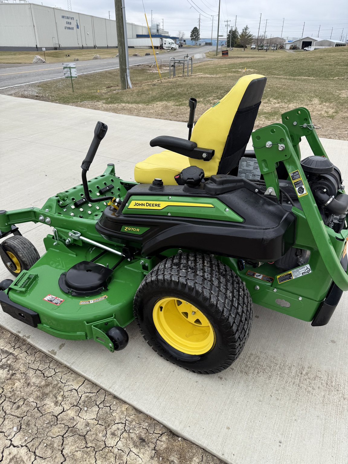 2023 John Deere Z970R Image 9