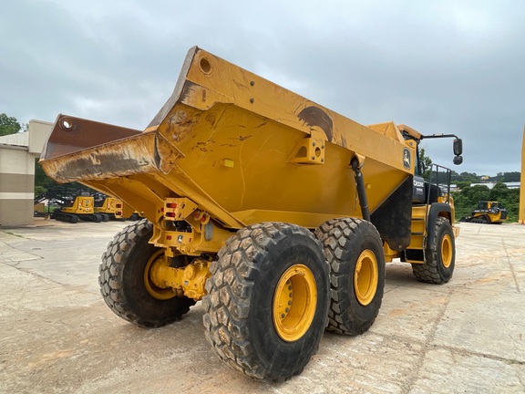 2024 John Deere 310 P