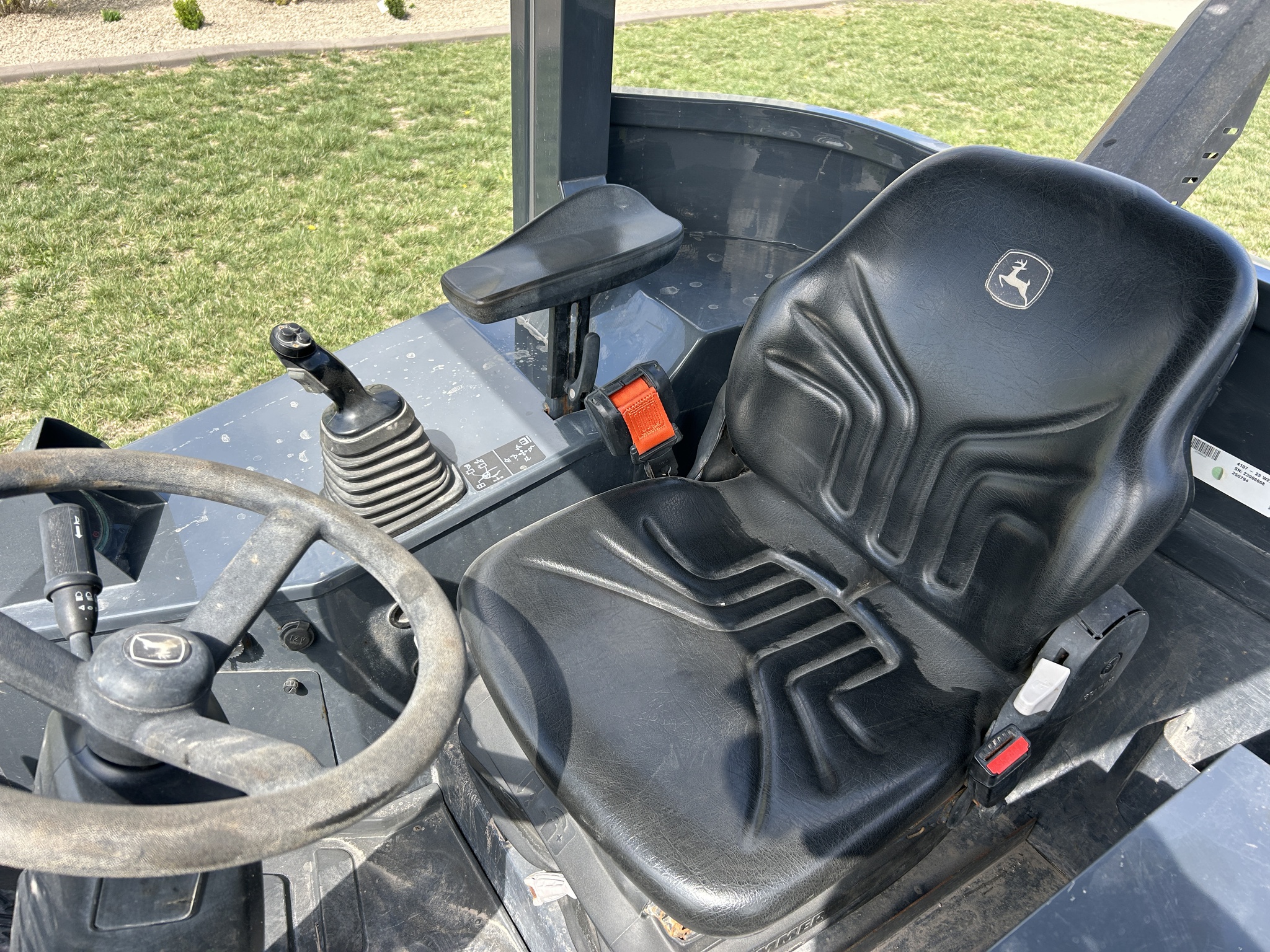  2023 John Deere 204 G at Heritage Tractor in Adrian, MO