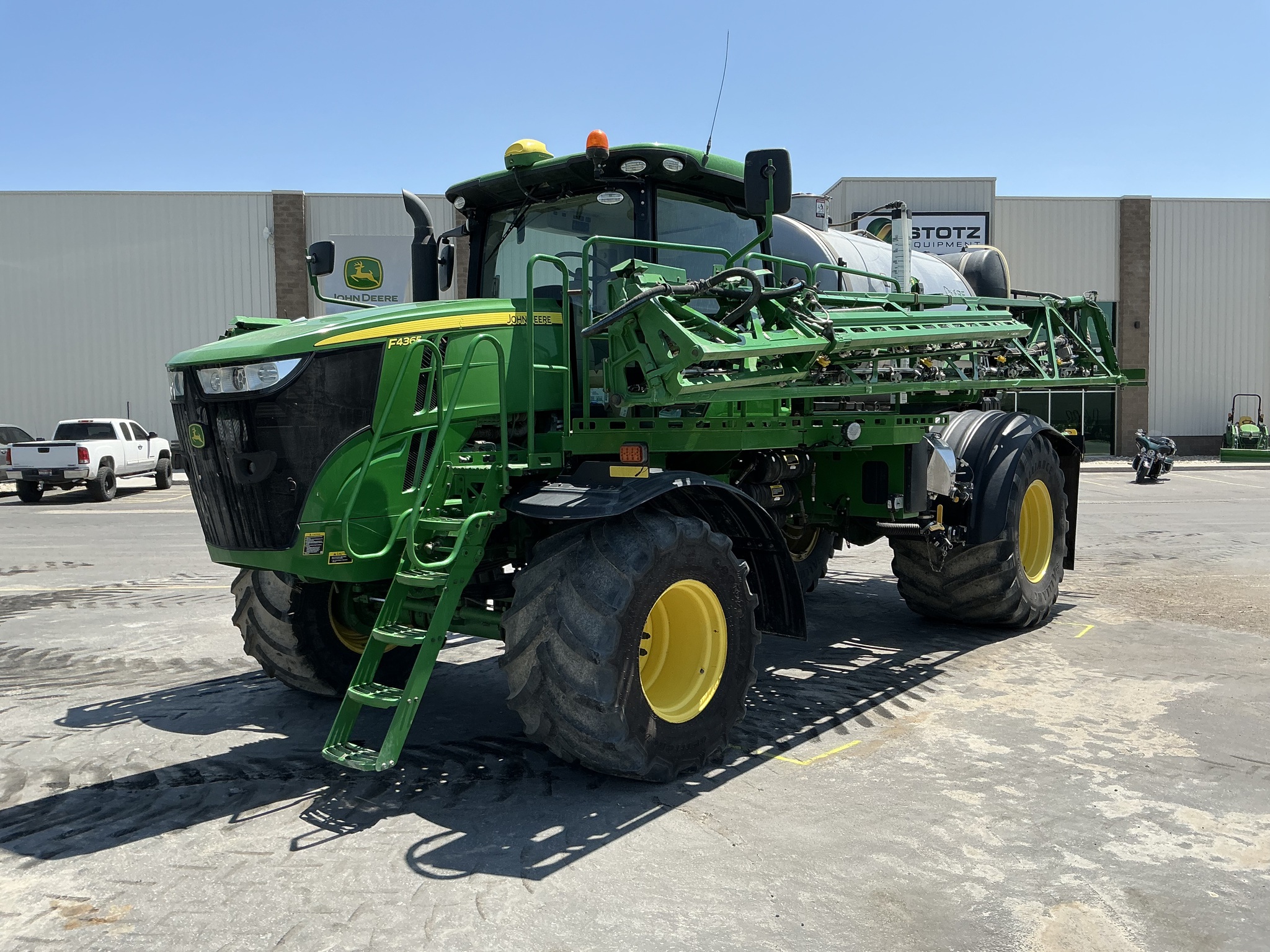 2021 John Deere F4365 Image 1