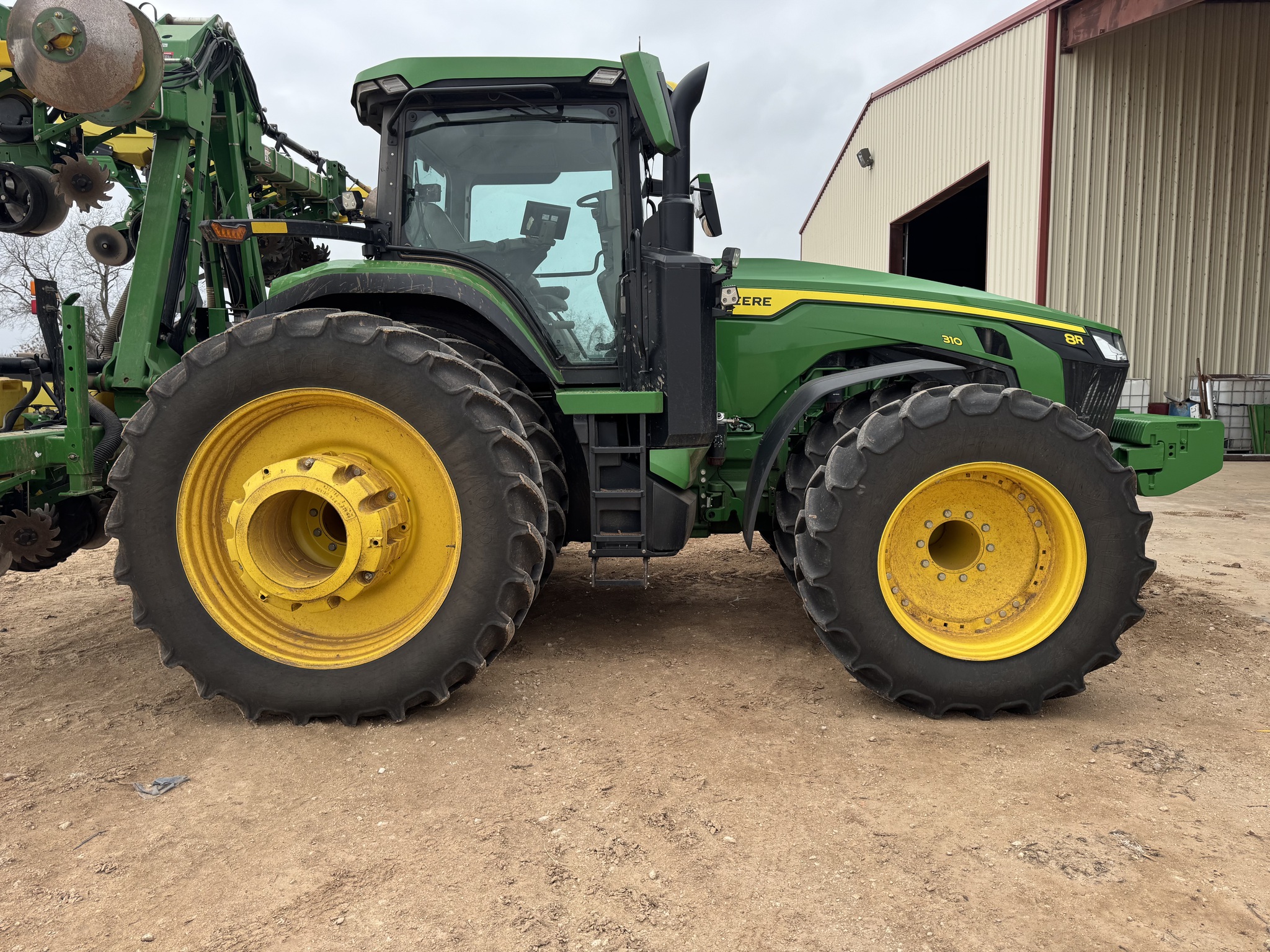2024 John Deere 8R 310 Image 9