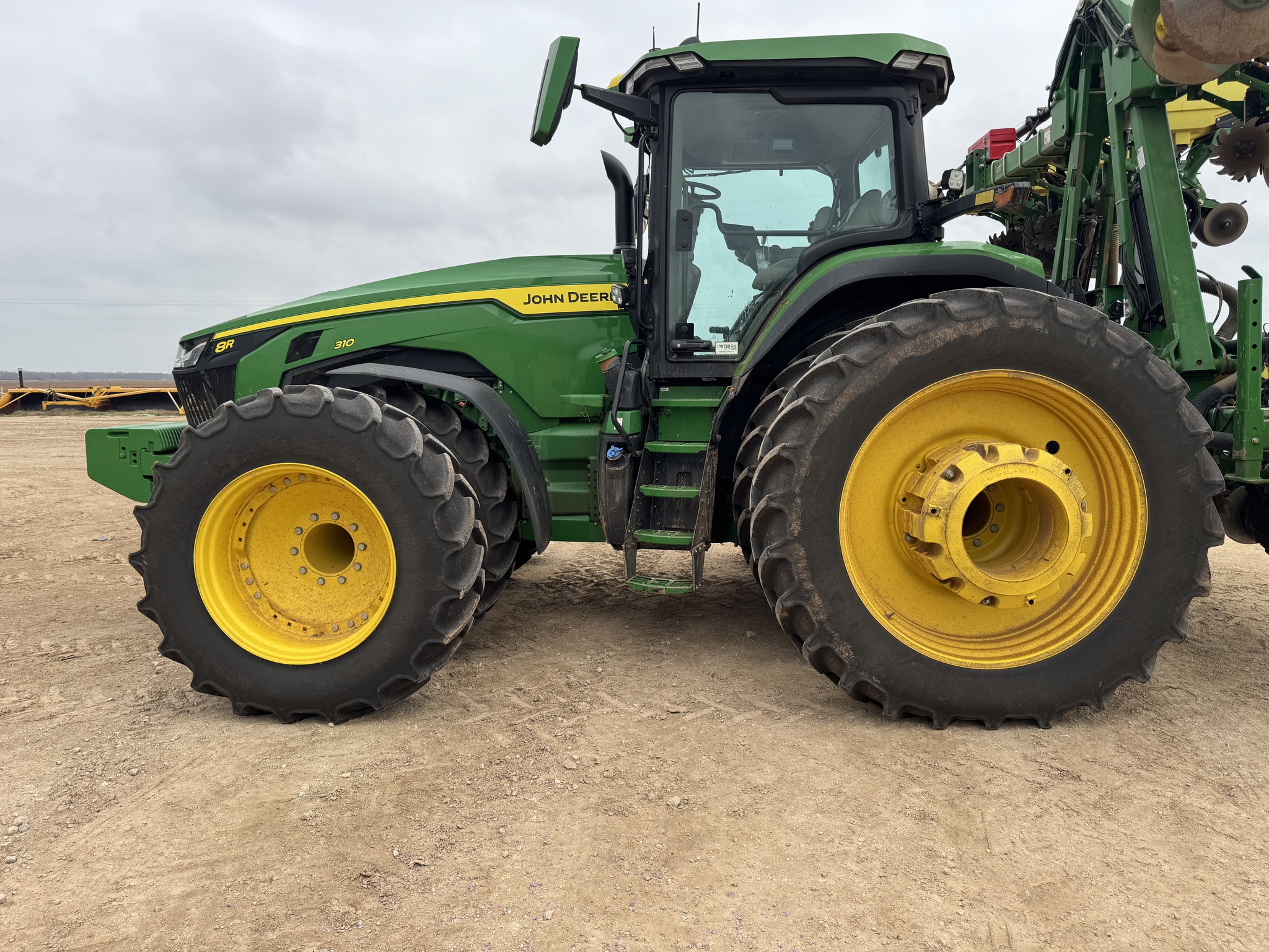 2024 John Deere 8R 310 Image 1
