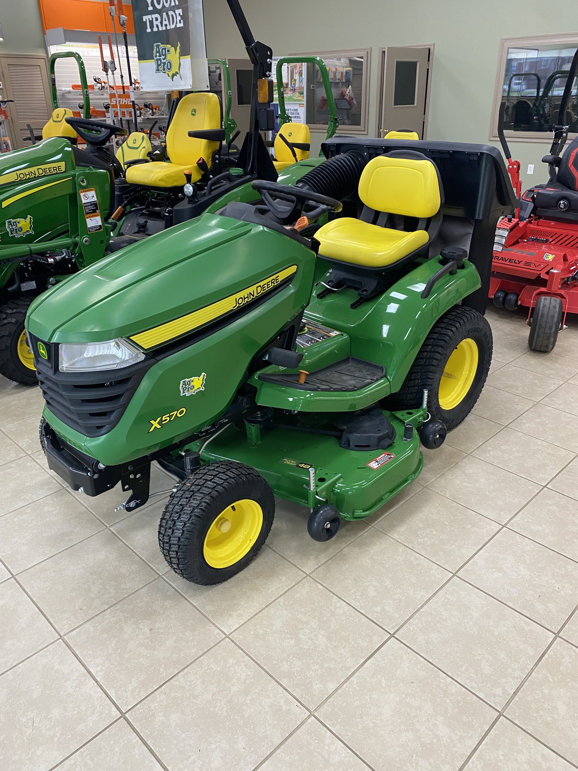 2025 John Deere X570 Image 1