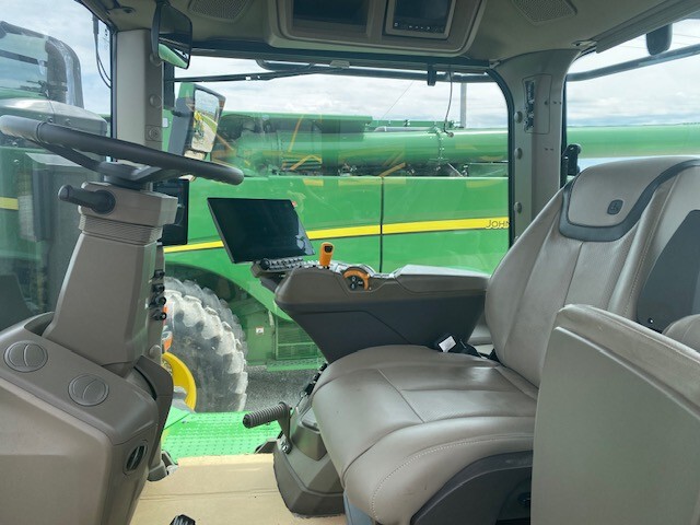  2024 John Deere 9R 640 at Heritage Tractor in Streator, IL