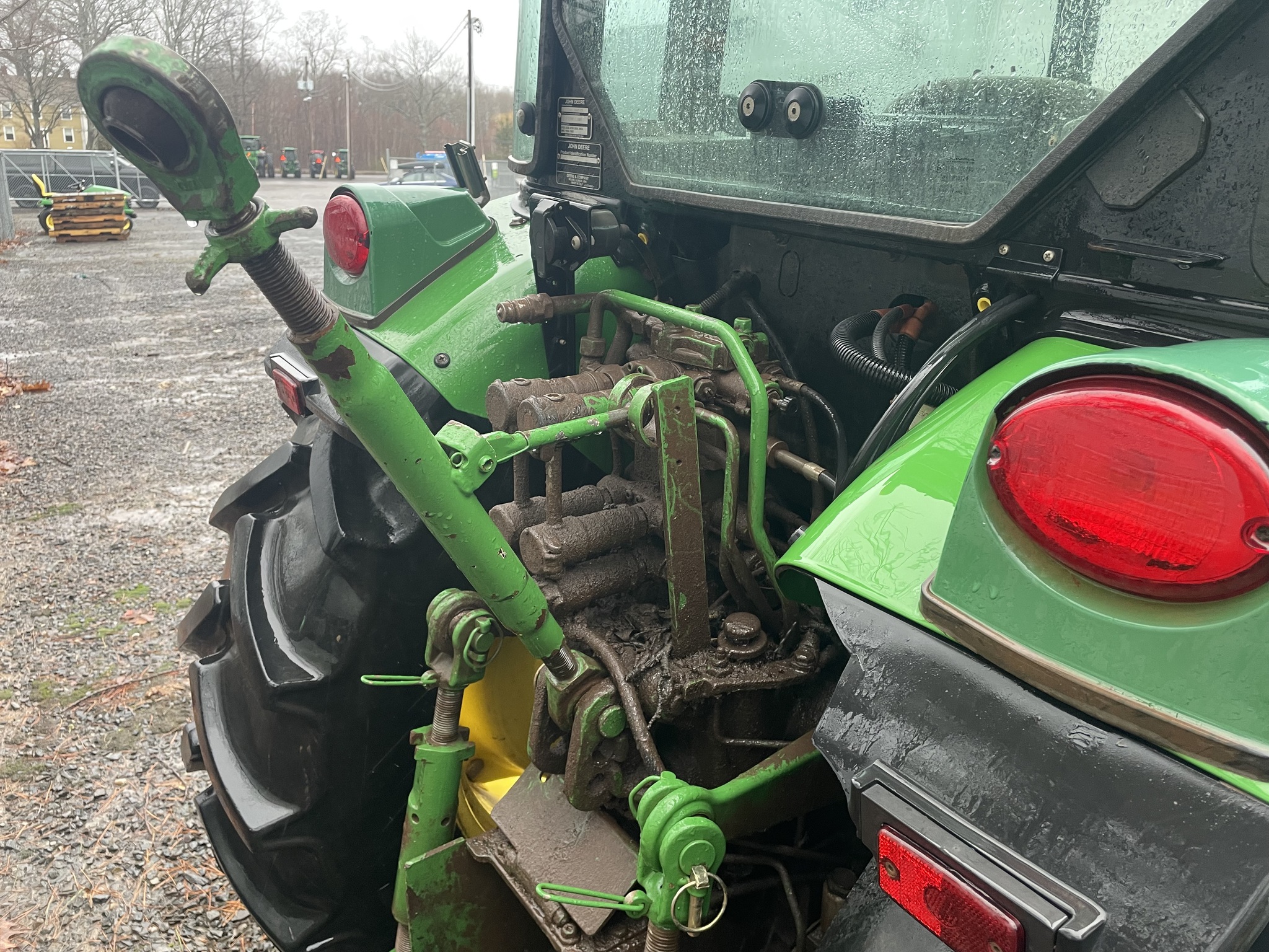 2017 John Deere 5100GN Image 6