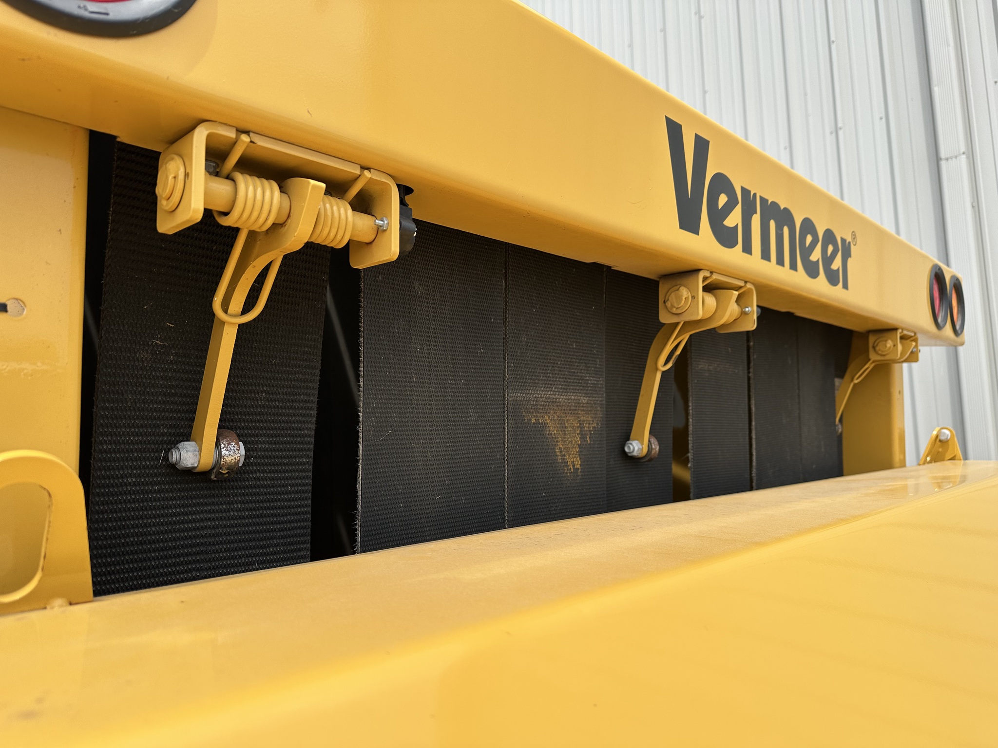 2022 Vermeer 605N Select Image 10
