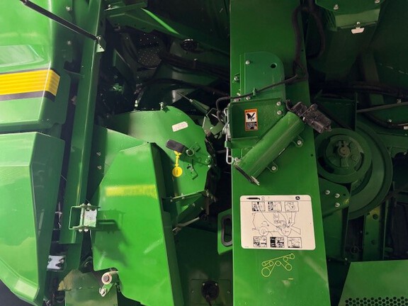 Photo of 2023 John Deere S780