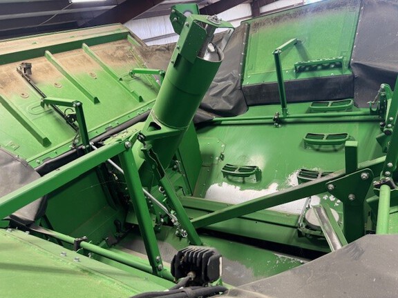 Photo of 2023 John Deere S780