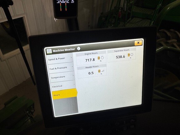Photo of 2023 John Deere S780
