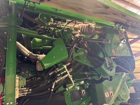 Photo of 2023 John Deere S780