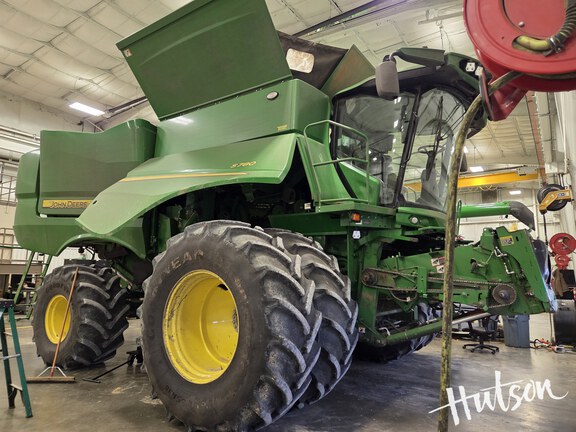 Photo of 2023 John Deere S780