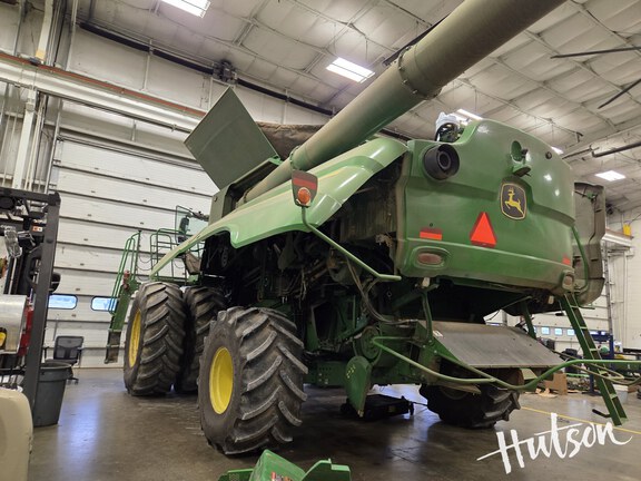 Photo of 2023 John Deere S780