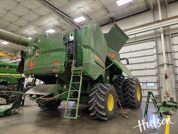 Photo of 2023 John Deere S780