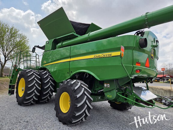 Photo of 2023 John Deere S780