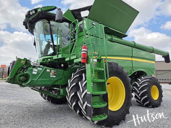 Photo of 2023 John Deere S780