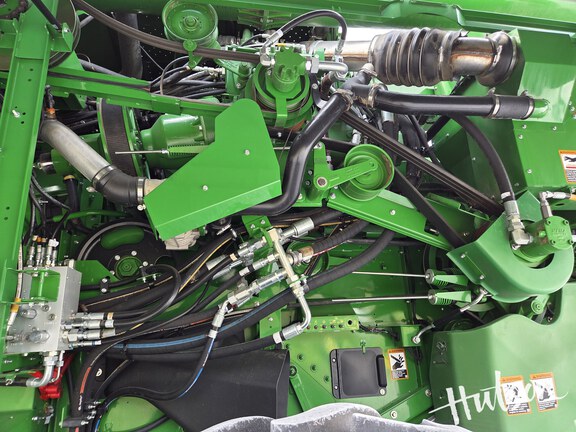 Photo of 2023 John Deere S780