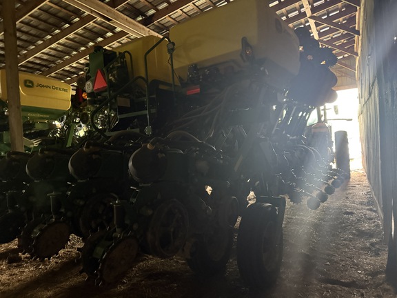 Photo of 2024 John Deere 1795
