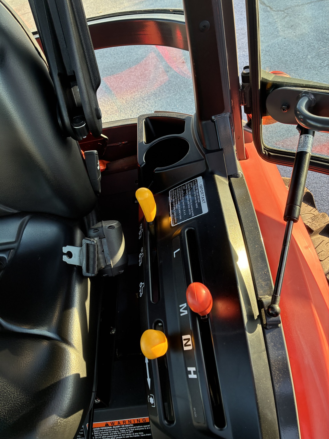 2023 Kubota LX2610 Image 10