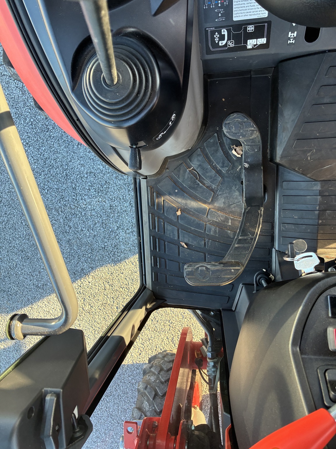 2023 Kubota LX2610 Image 12