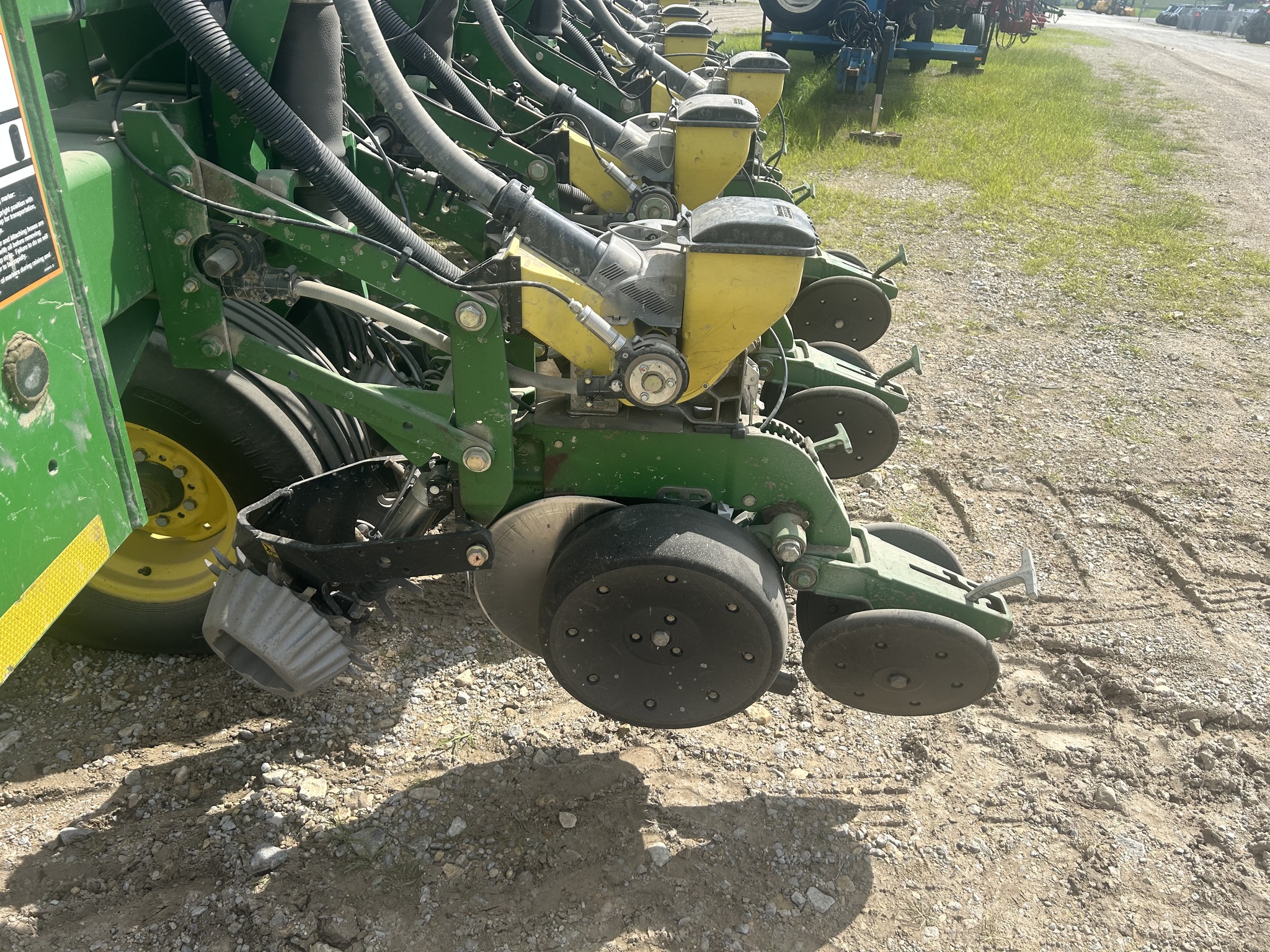 2006 John Deere DB80 Image 25