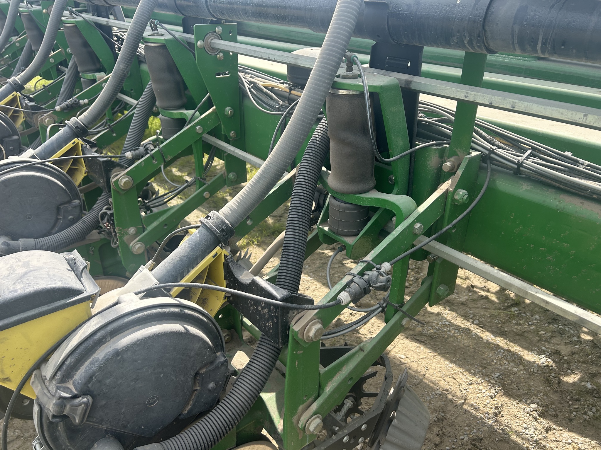 2006 John Deere DB80 Image 32