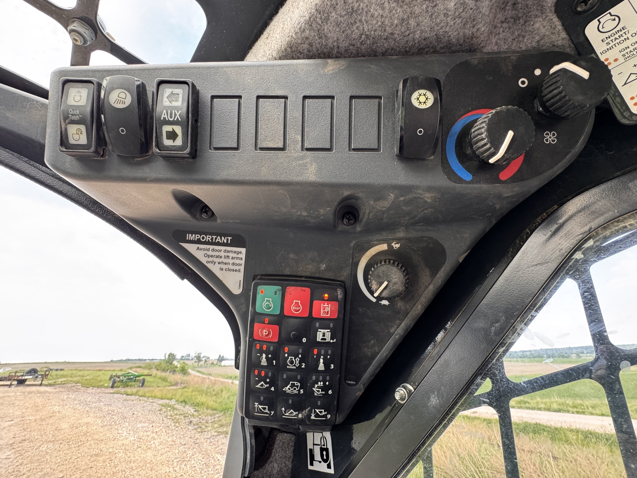 2023 John Deere 333G Image 15