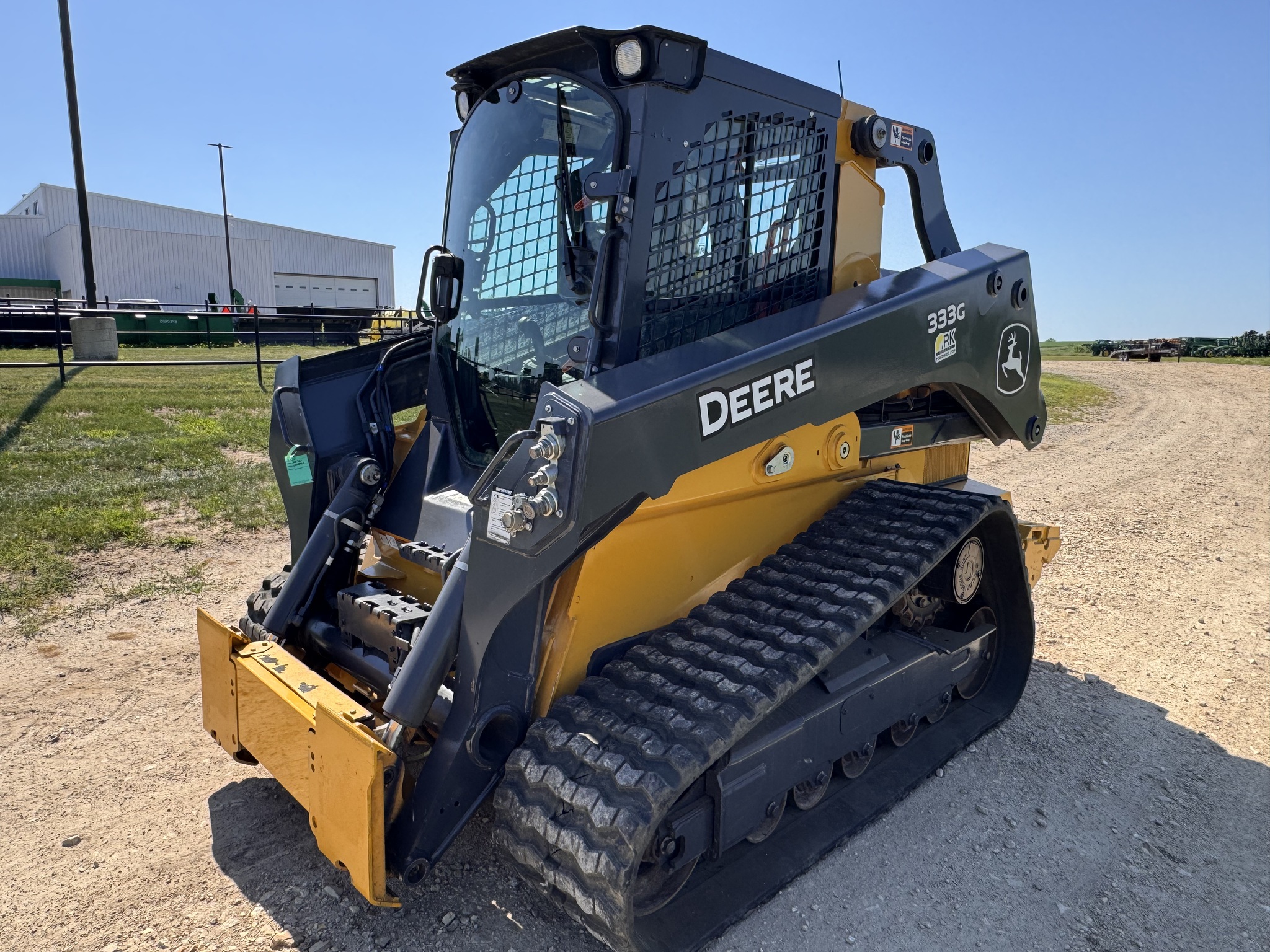 2023 John Deere 333G Image 1