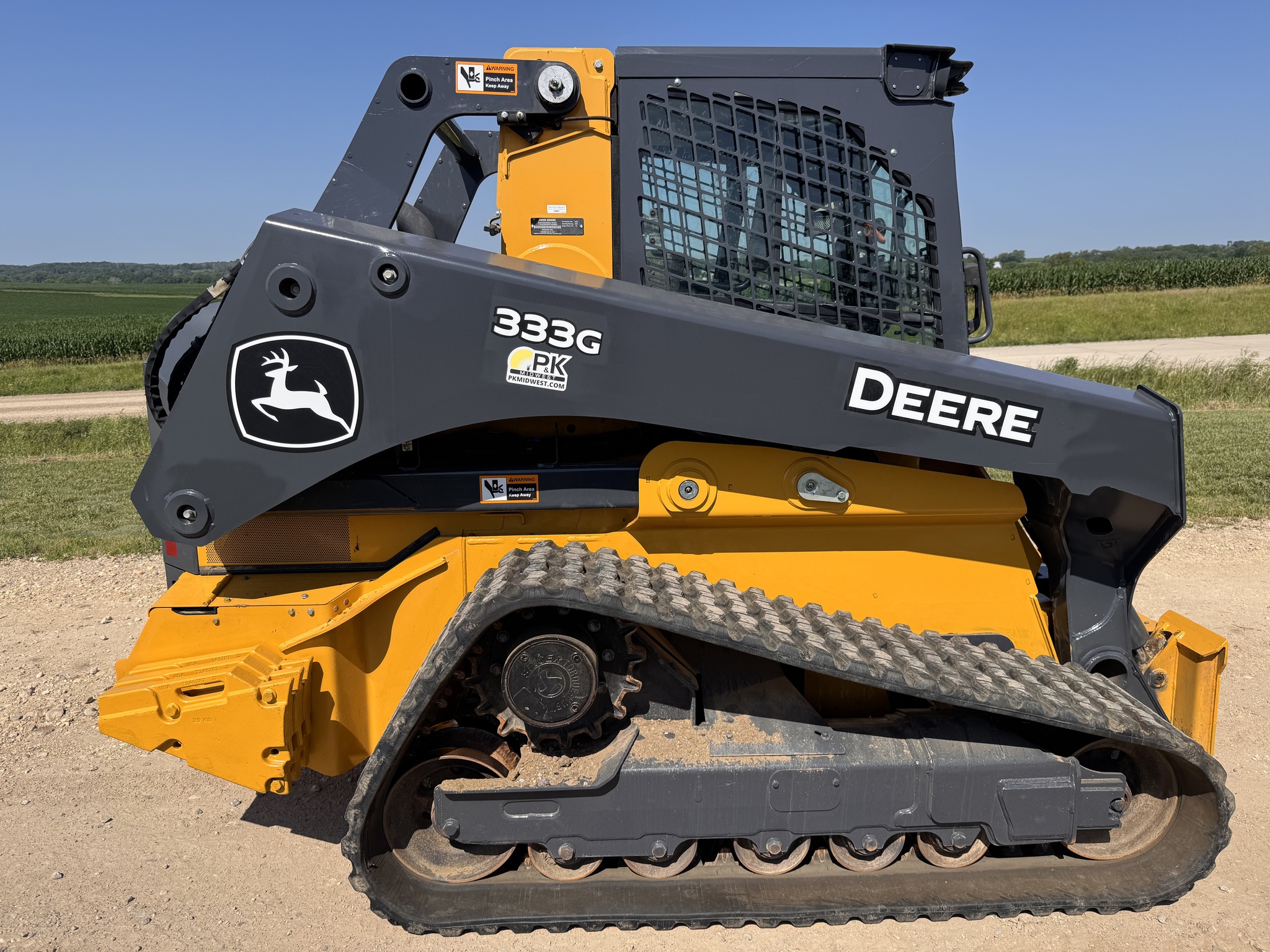 2023 John Deere 333G Image 2