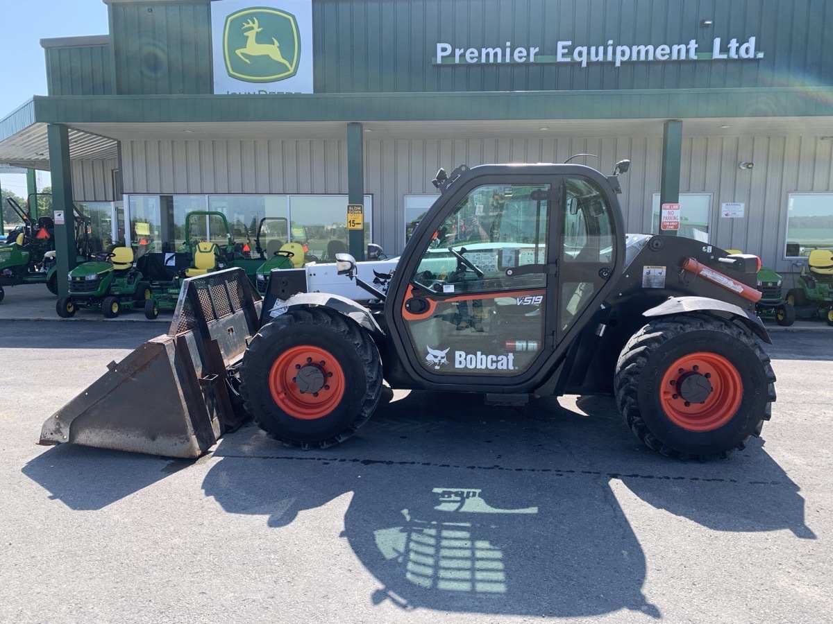 2017 Bobcat V519 Image 1
