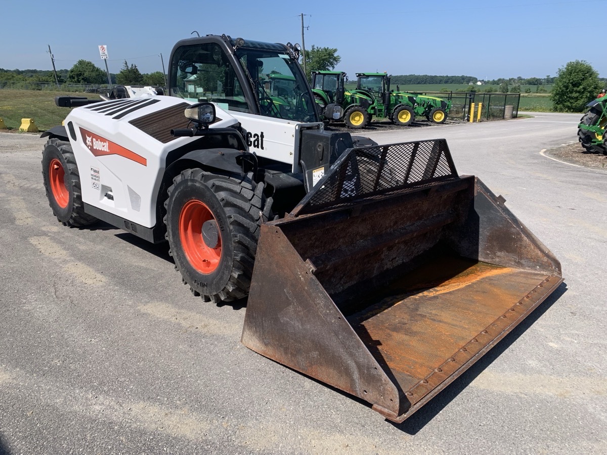 2017 Bobcat V519 Image 4