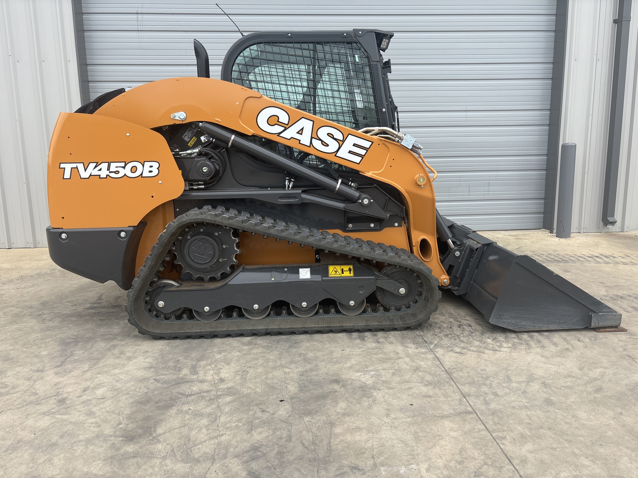 2024 Case TV450B Image 4