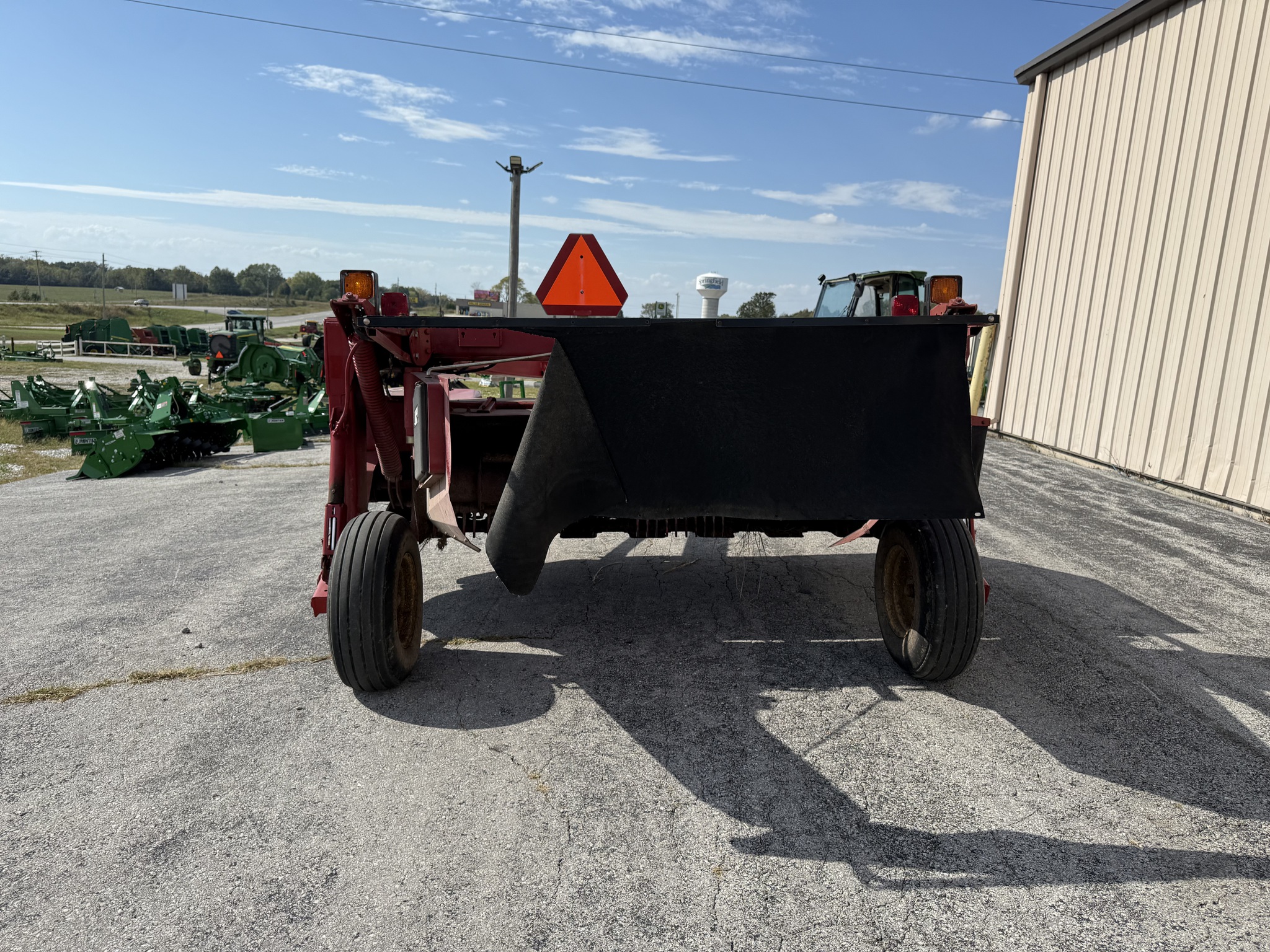  2015 New Holland H7320 at Heritage Tractor in Rogersville, MO