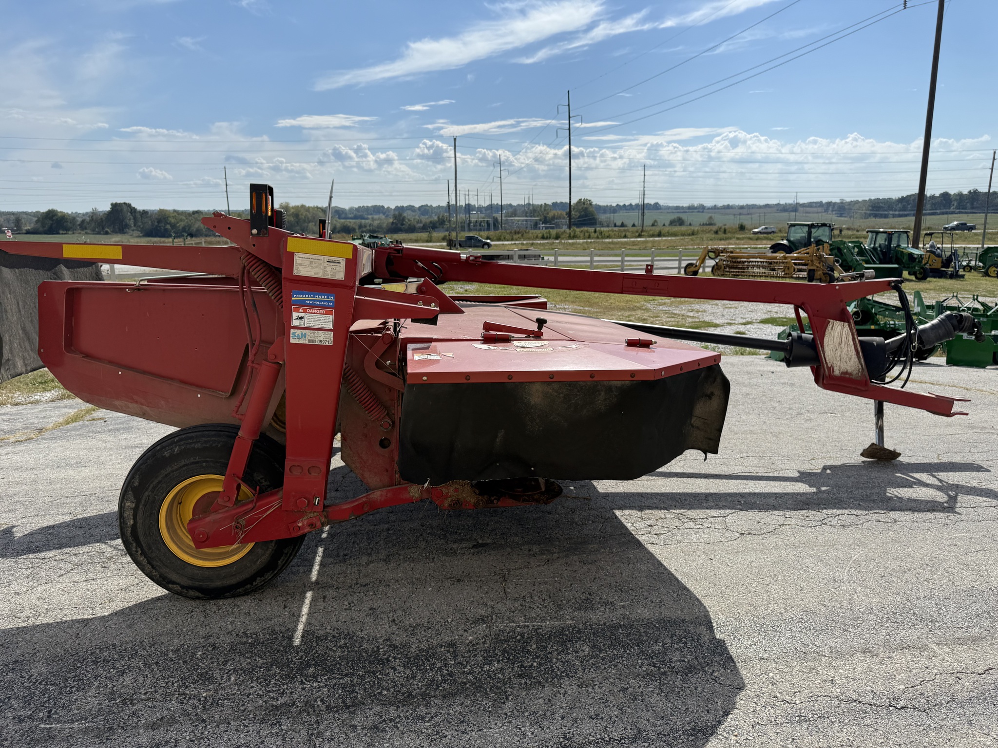  2015 New Holland H7320 at Heritage Tractor in Rogersville, MO