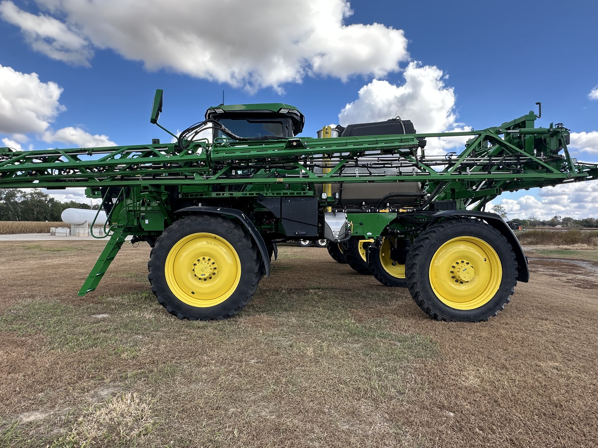 2023 John Deere 412R Image 2