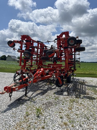 2015 Kuhn-Krause 5835